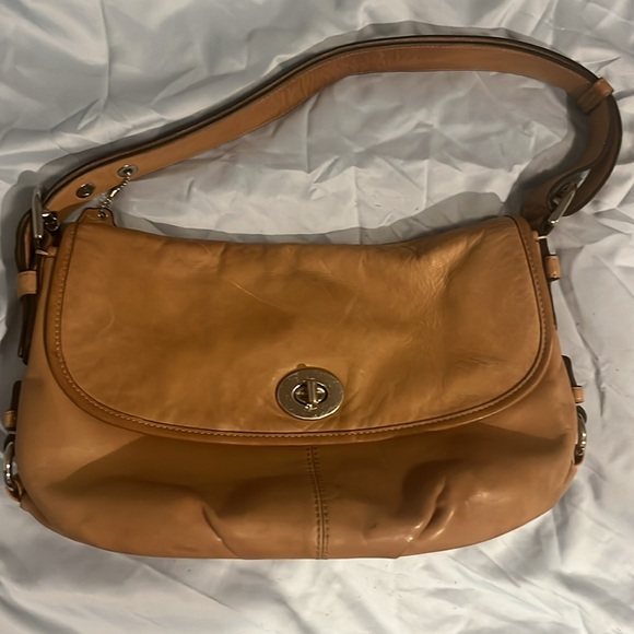 Coach hobo bag - Picture 2 of 16